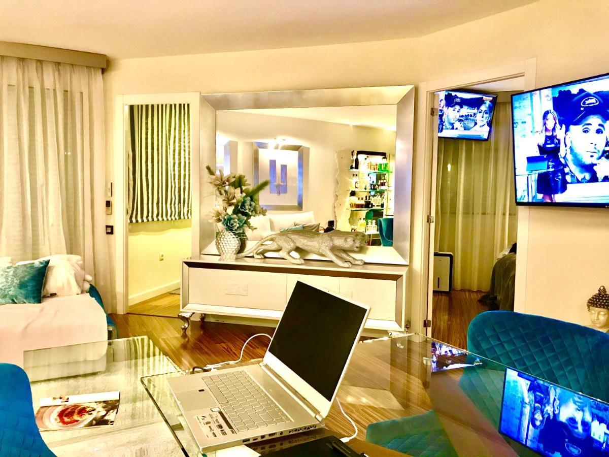 Luxury Apartament In Marina Benalmádena Zewnętrze zdjęcie